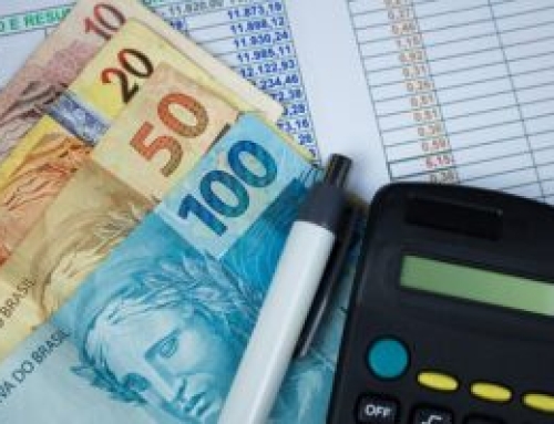 Projeto no Senado quer regulamentar antecipação da restituição do Imposto de Renda