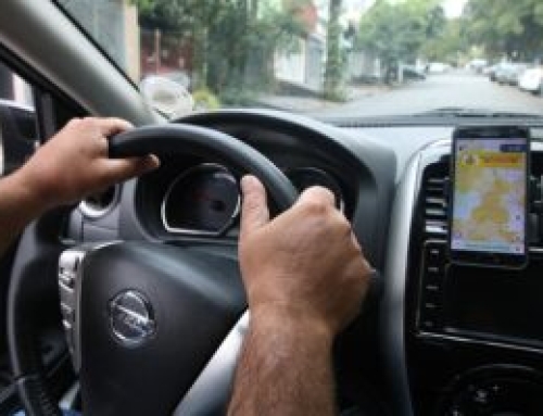 Motoristas de aplicativo e taxistas terão linha de crédito para compra de veículos novos