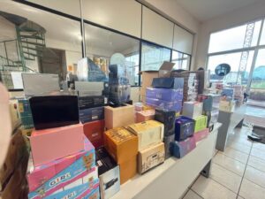 Descaminho: Polícia Federal apreende perfumes e maquiagens vindos da Guiana