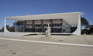 STF forma maioria para manter decisão de Flávio Dino sobre prazo de desincompatibilização nas eleições suplementares