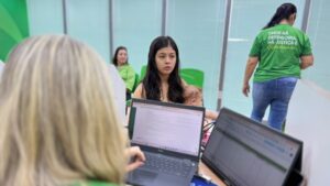 Carreta dos Direitos leva atendimento jurídico gratuito e emissão de documentos para Iracema e Mucajaí