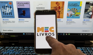 Plataforma gratuita de empréstimo digital de livros tem mais de 24 mil obras