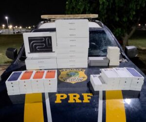 PRF apreende 30 iPhones e mais 20 aparelhos eletrônicos da Guiana em Boa Vista