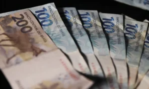 Brasileiros têm mais de R$ 5,1 bilhões esquecidos em bancos
