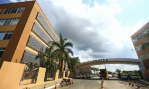 Anvisa aprova medicamento para tratar esquistossomose em crianças