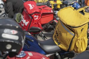 Brasil tem 2 milhões de pessoas que trabalham por aplicativos