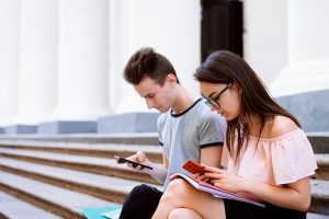 Aplicativo do MEC oferece cursos gratuitos de inglês e espanhol