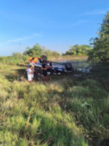 Dentista morre após carro oficial da Prefeitura de Pacaraima capotar na BR-174