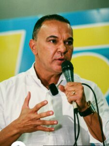 Jalser é preso após Polícia Federal encontrar lista de nomes e dinheiro durante operação