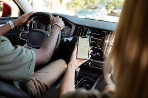 Taxistas, motoristas de aplicativo e transporte escolar terão acesso a novas linhas de crédito para compra de veículos