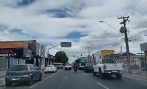 Criança de 12 anos é atropelada por carreta enquanto andava de bicicleta em Boa Vista