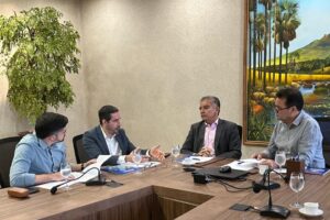 Secretário da Casa Civil recebe presidente do TCE-RR para falar sobre transição de governo