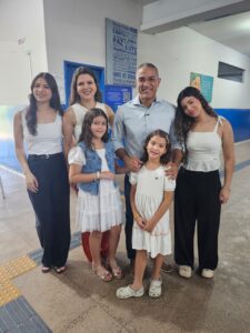 Candidato ao Governo de Roraima, Arthur Henrique vota na UERR